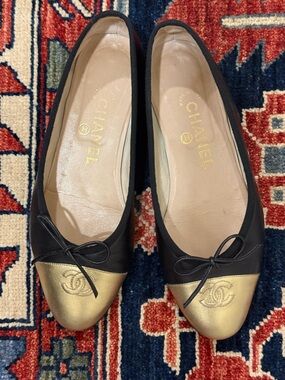 Chanel Ballet Flats Black & Gold Vintage Rare